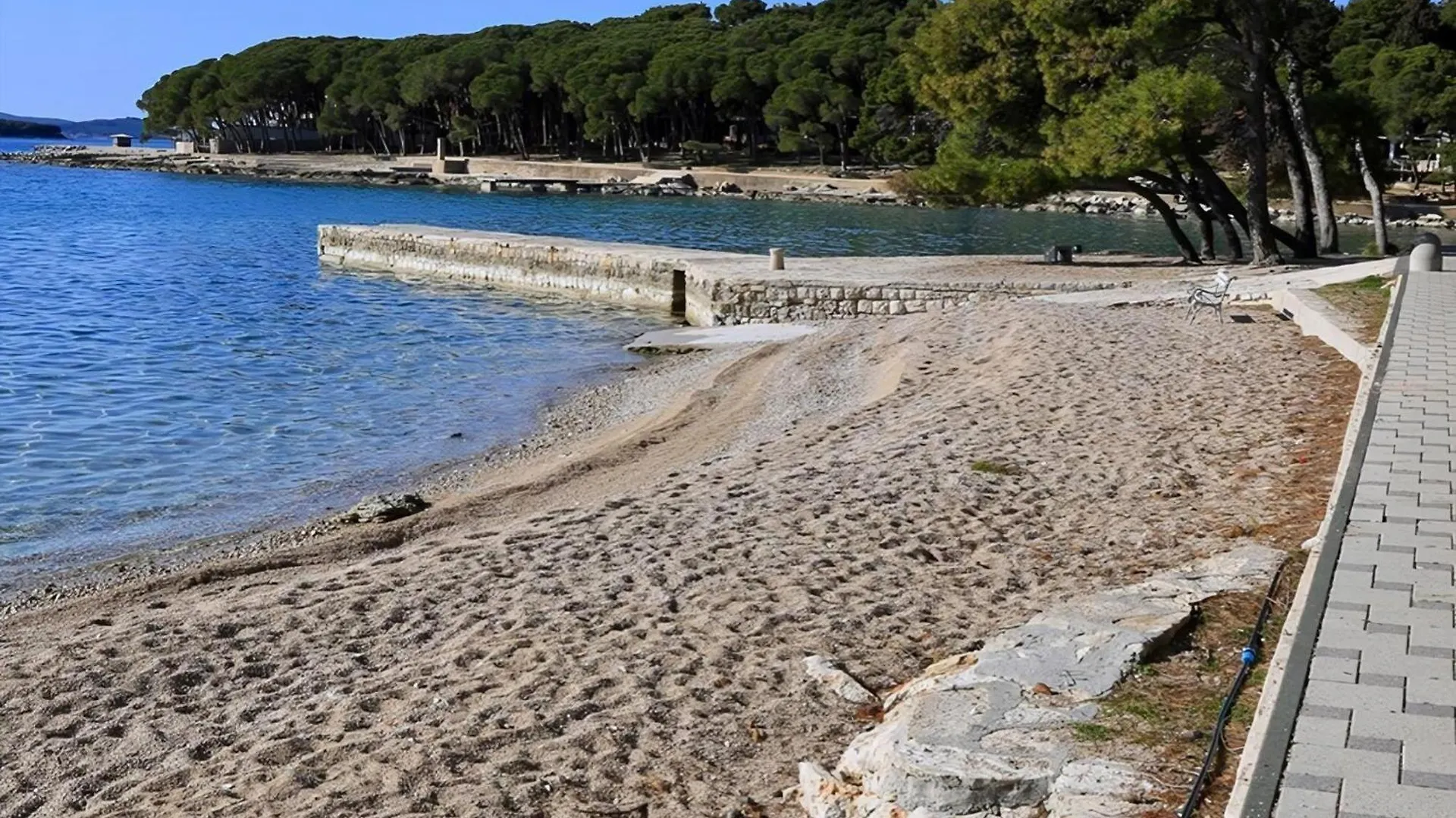 Apartment Moderne Strandwohnung In Zentraler Lage Biograd Na Moru Croatia